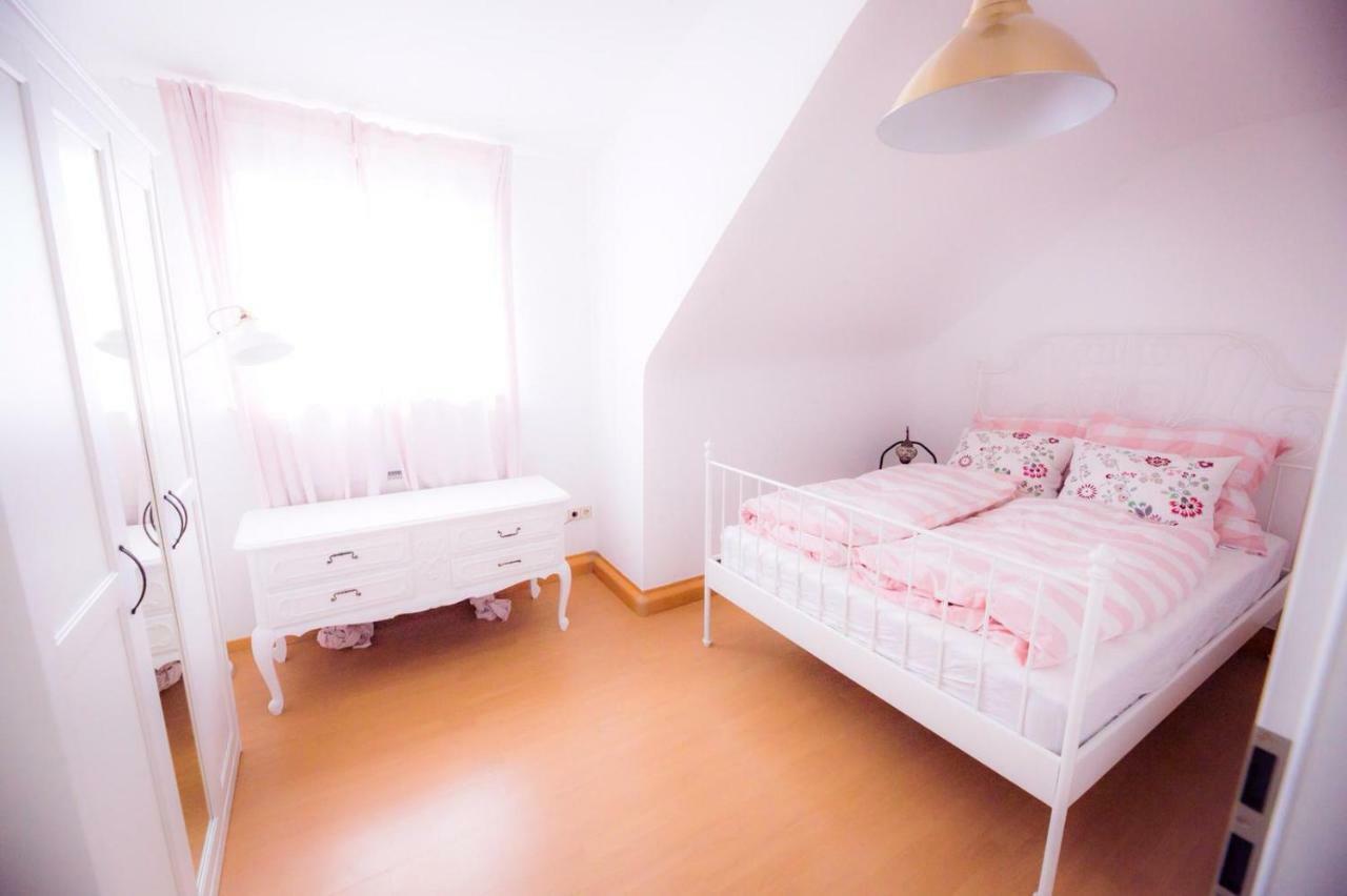 Apartamento Spieglein Spieglein Bad Wildbad Exterior foto